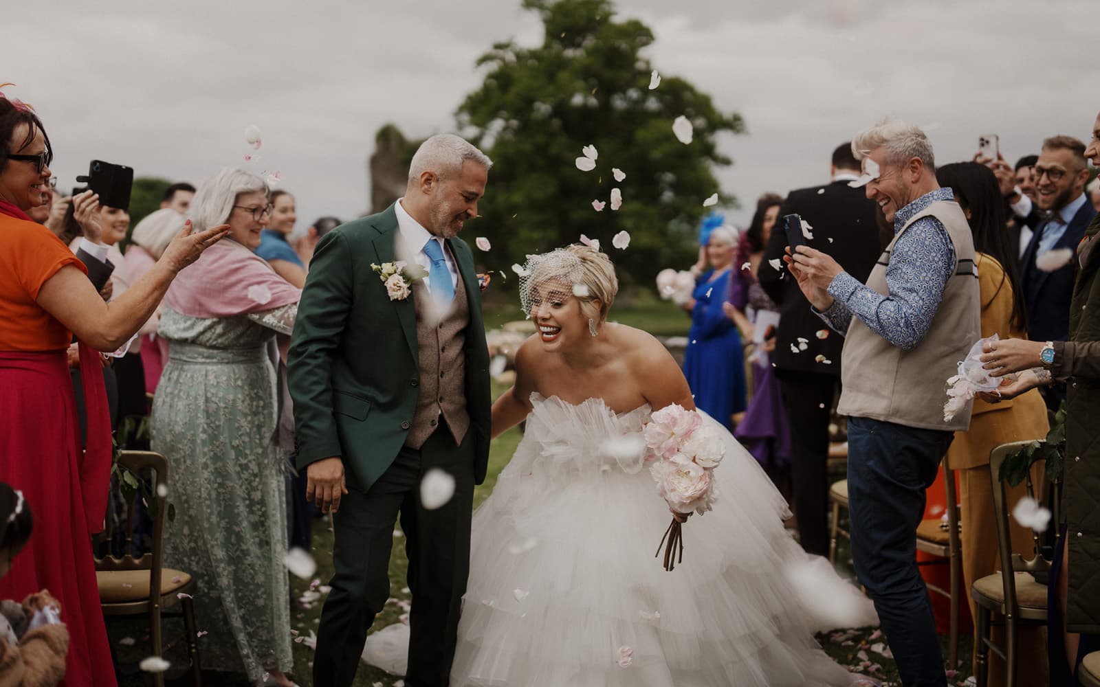 Bride confetti at Temple House